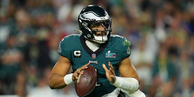 Jalen Hurts #1 of the Philadelphia Eagles runs the ball against the Kansas City Chiefs during the fourth quarter in Super Bowl LVII at State Farm Stadium on February 12, 2023, in Glendale, Arizona.