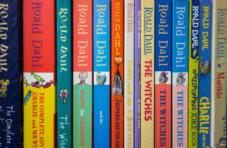 Un-‘woke’ Roald Dahl books listed for $7K online