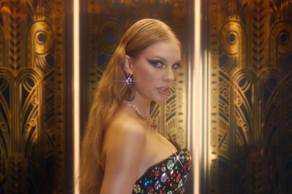Taylor Swift in the official music video for "Bejeweled."