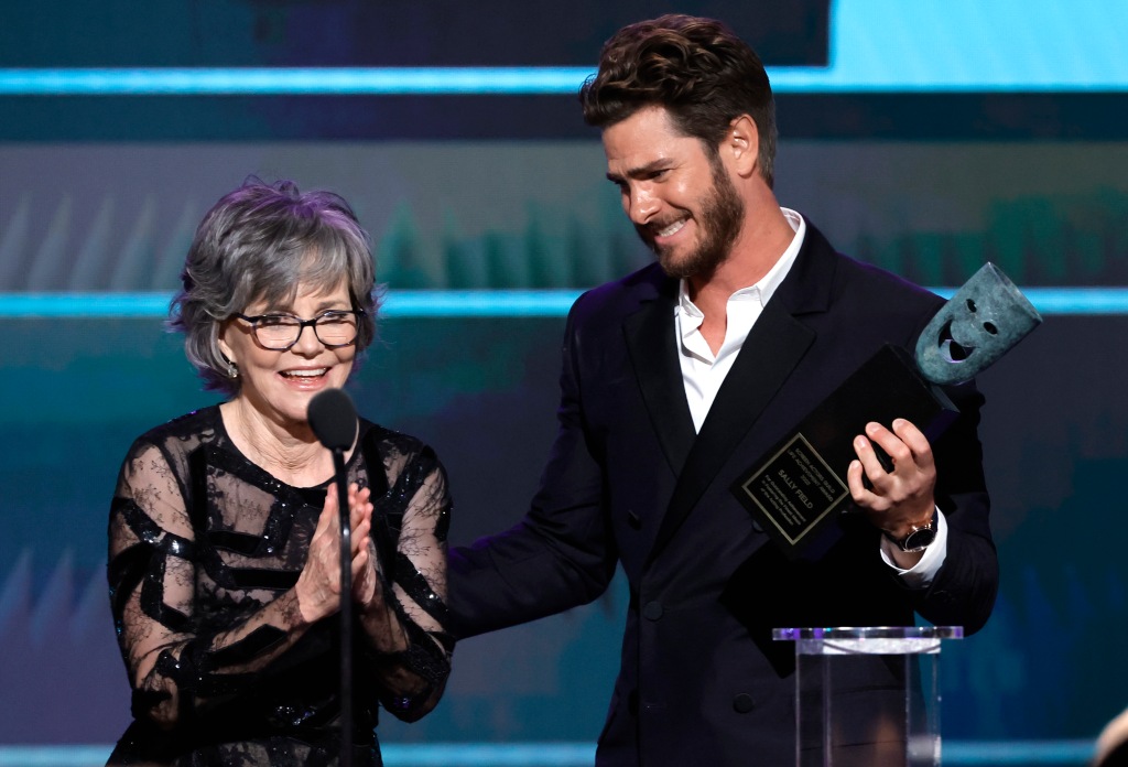 "The Amazing Spiderman" co-stars reunited nearly a decade after their superhero film hit theaters, as Garfield called his on-screen aunt "a north star – for all of us."