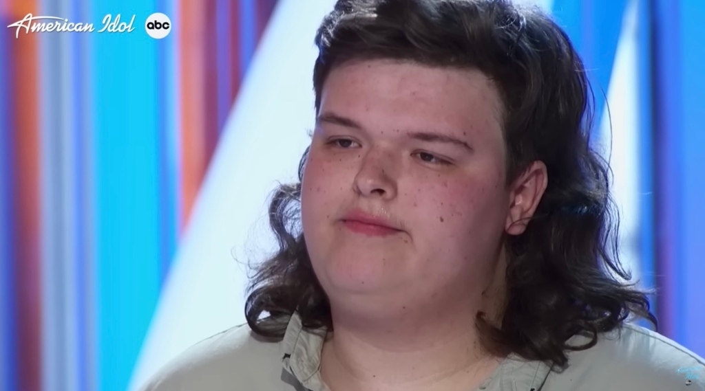 What started as a normal audition for 21-year-old Trey Louis took an emotional turn after he wowed the judges with his cover of “Stone" by Whiskey Myers.