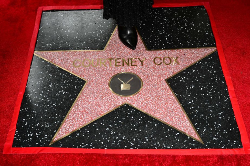 Cox was supported by her fellow "Friends" costars Jennifer Aniston and Lisa Kudrow on Monday.