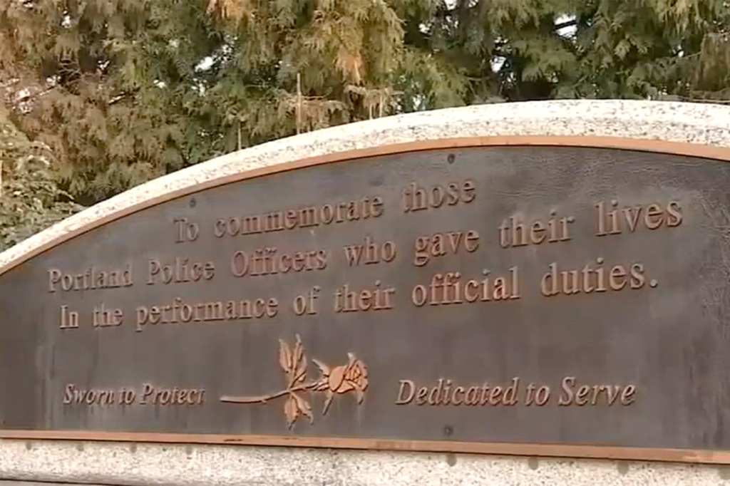 The memorial honors Portland Police Officers that gave their lives in the performance of their official duties.