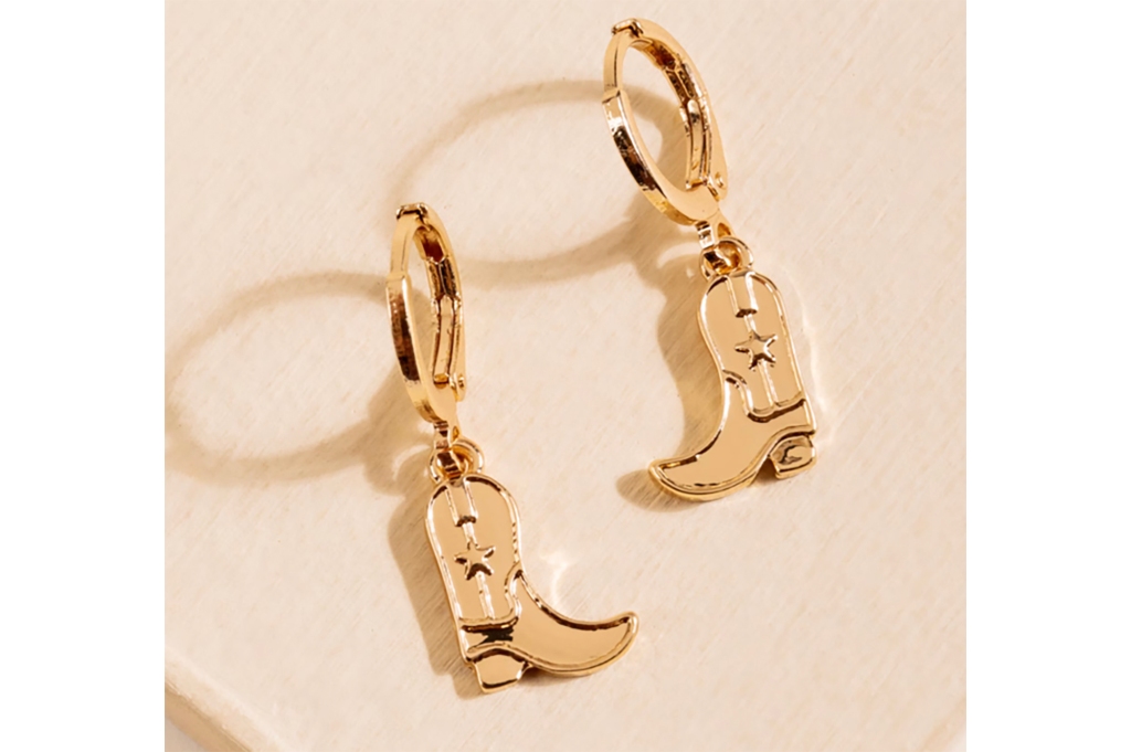 Gold cowboy earrings 