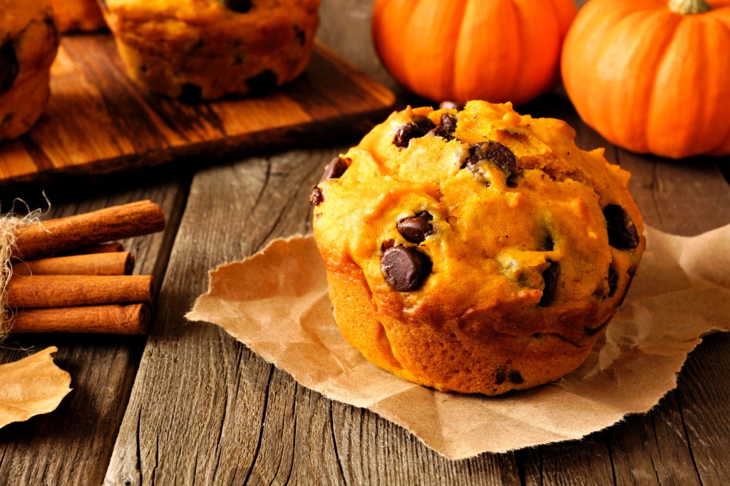 Pumpkin chocolate chip muffins