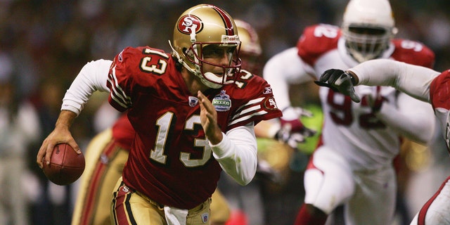 Quarterback Tim Rattay of the San Francisco 49ers scrambles against the Arizona Cardinals at Estadio Azteca on Oct. 2, 2005, in Mexico City.