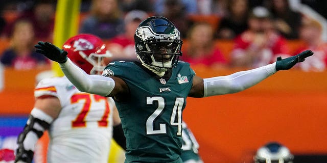 James Bradberry #24 of the Philadelphia Eagles celebrates against the Kansas City Chiefs during the second quarter in Super Bowl LVII at State Farm Stadium on February 12, 2023 in Glendale, Arizona. 