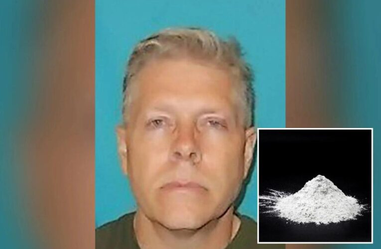 Pedophile killed himself in courtroom by drinking sodium nitrate