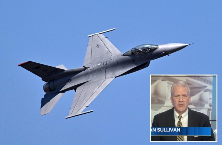 GOP blasts Biden for refusing Ukraine F-16 fighter jets