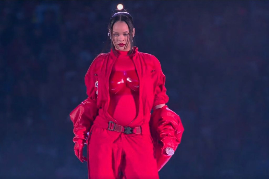 Rihanna performs during the halftime show of Super Bowl LVII at State Farm Stadium. 