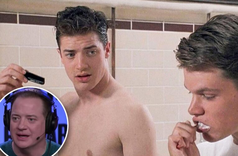 Matt Damon and I were butt naked in ‘School Ties’ shower scene
