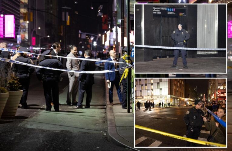 Man fatally shot in Times Square