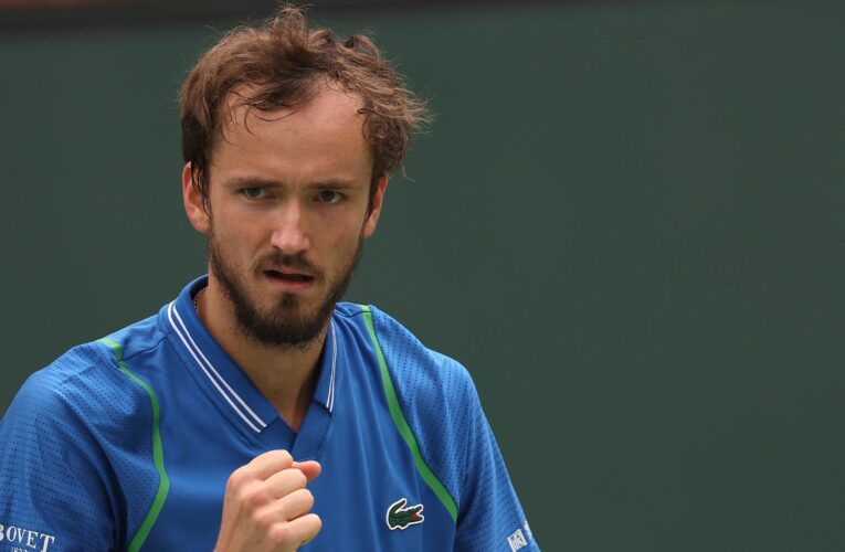 Daniil Medvedev beats Alexander Zverev, Alejandro Davidovich Fokina defeats Cristian Garin in Indian Wells last-16.