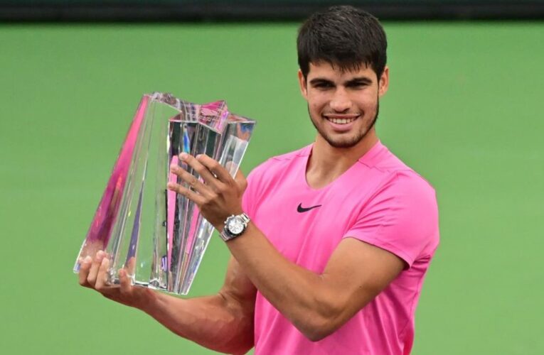 Carlos Alcaraz claims ‘crazy’ Indian Wells triumph with victory over Daniil Medvedev, returns to world No. 1