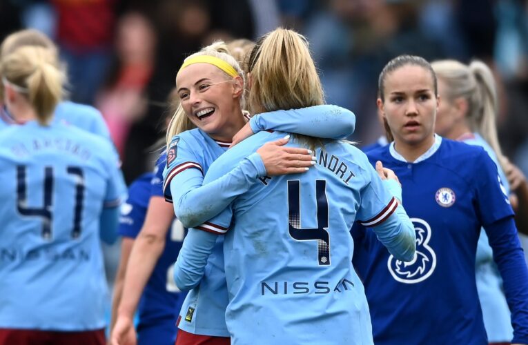 WSL: Lauren Hemp in the goals as Manchester City make title statement with win over lacklustre Chelsea