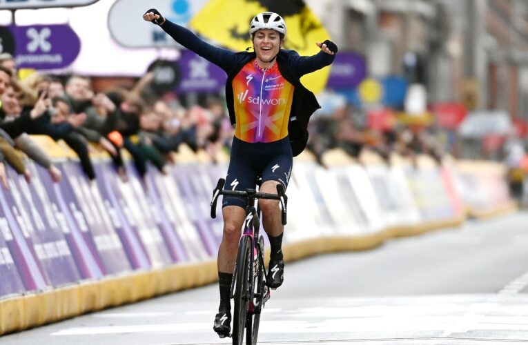 Marlen Reusser solos to Gent-Wevelgem victory for SD Worx despite taking wrong turn in dramatic finish