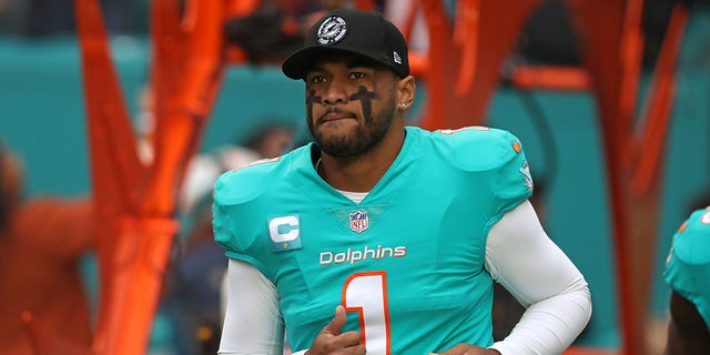 Dolphins quarterback Tua Tagovailoa takes the field for his game against the Green Bay Packers at Hard Rock Stadium on Dec. 25, 2022 in Miami Gardens. 