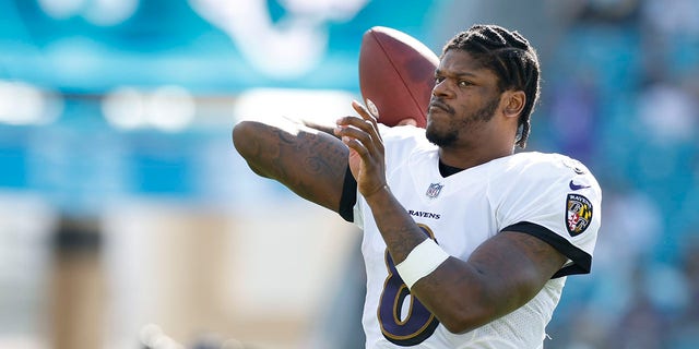 Baltimore Ravens quarterback Lamar Jackson (8) during the game between the Baltimore Ravens and the Jacksonville Jaguars on November 27, 2022 at TIAA Bank Field in Jacksonville, Fla.