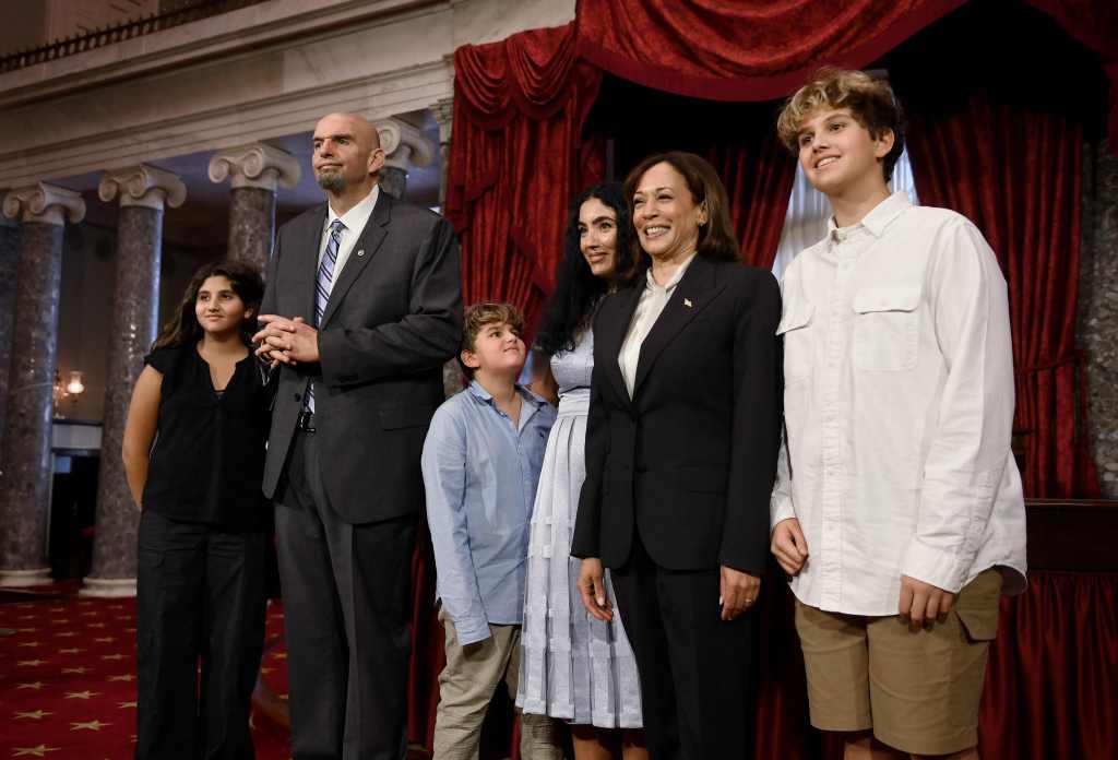 Vice President Kamala Harris poses with Sen. John Fetterman and his family Jan. 3, 2023. 