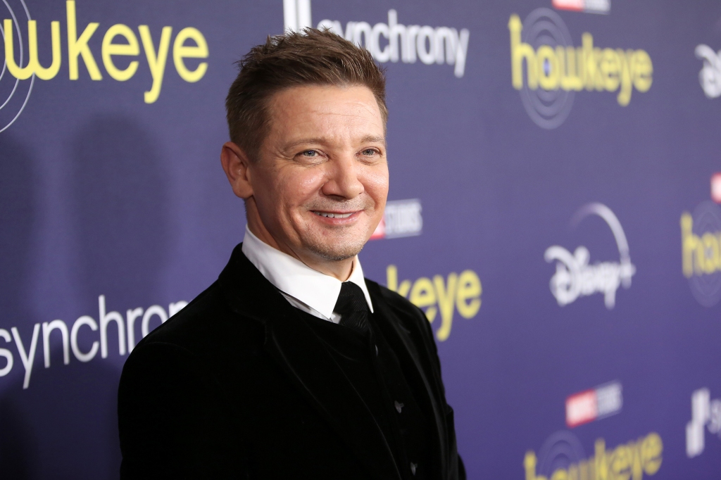 Also featured in the trailer, are several members of Renner's family including his nephew who "The Avengers" star saved. 