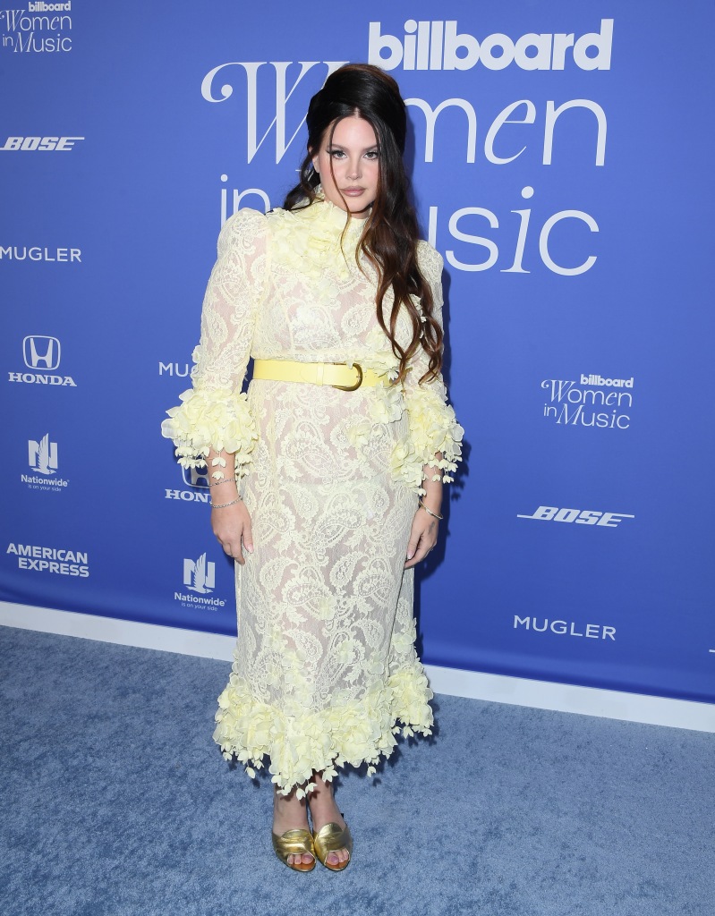 Del Rey arrives at the 2023 Billboard Women In Music at YouTube Theater on March 01, 2023 in Inglewood, California. 