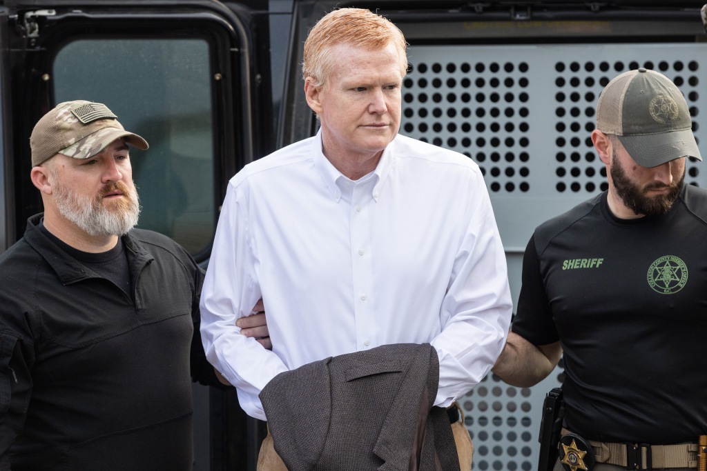 Alex Murdaugh arrives for defenses closing arguments at Colleton County Courthouse on Thursday