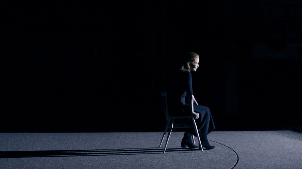 Before the play starts, Chastain rotates around the stage during a several-minutes-long pre-show.