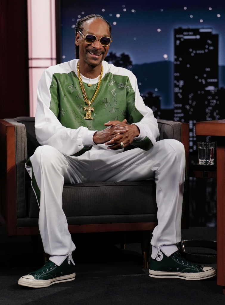 Snoop Dogg was also very fond of the late Queen Elizabeth II. 