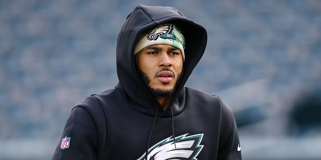 T.J. Edwards of the Eagles warms up before the Tennessee Titans game at Lincoln Financial Field on Dec. 4, 2022, in Philadelphia.