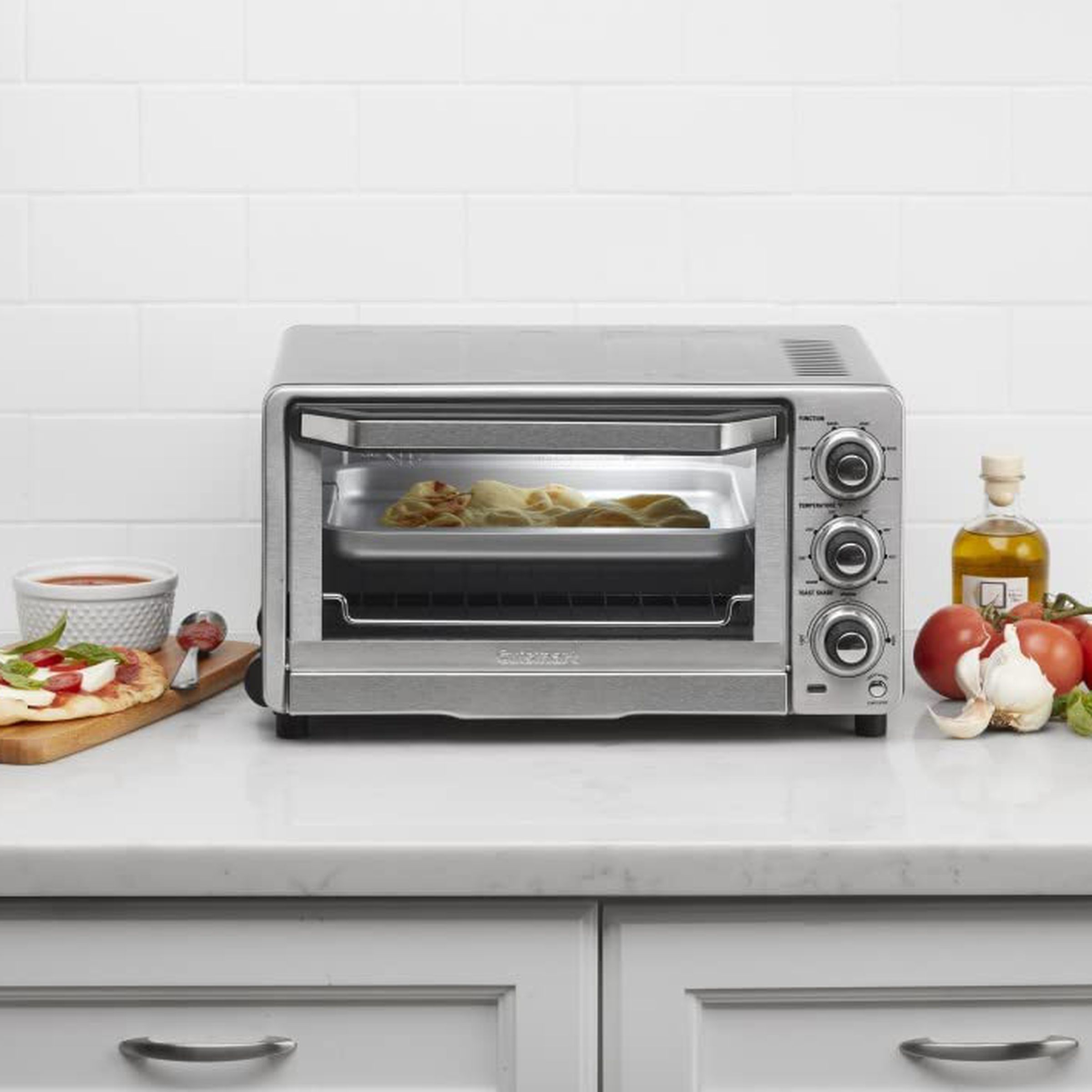 Cuisinart TOB-40N Custom Classic Toaster Oven Broiler