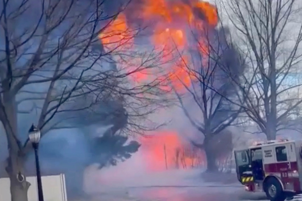 Maryland oil tanker overturns. 