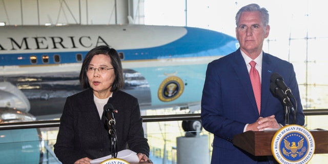 House Speaker Kevin McCarthy, R-Calif., right, and Taiwanese President Tsai Ing-wen deliver statements to the press after a bipartisan leadership meeting at the Ronald Reagan Presidential Library in Simi Valley, California, Wednesday, April 5, 2023.