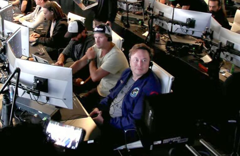 Elon Musk congratulates SpaceX team moments after Starship’s explosion