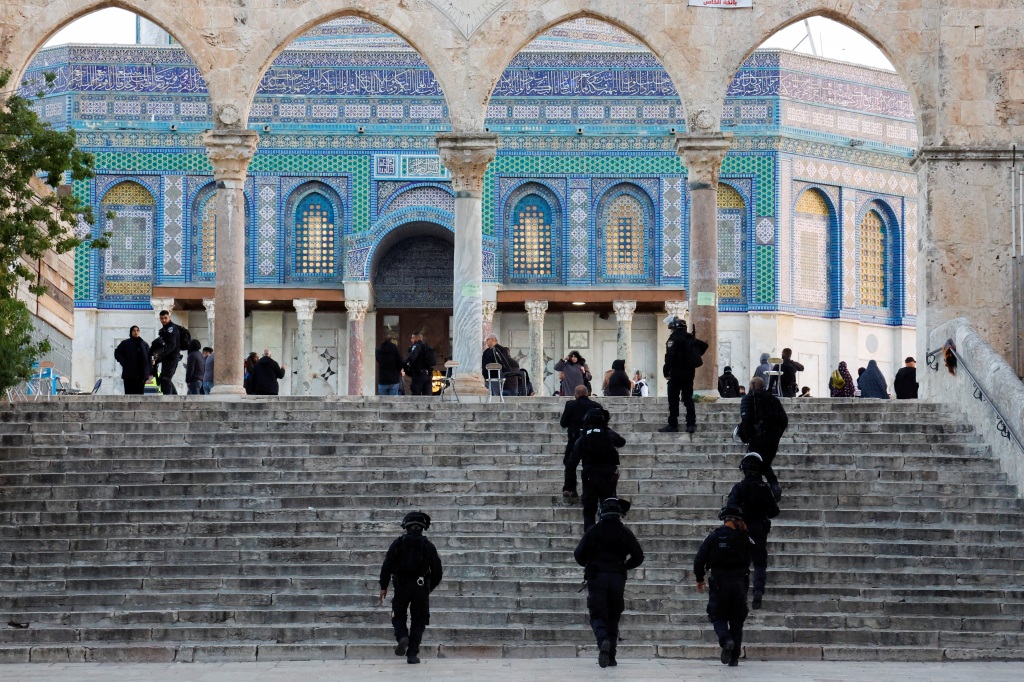 Israeli security forces take position at the Al-Aqsa compound, also known to Jews as the Temple Mount, while tension arises during clashes with Palestinians in Jerusalem's Old City, on April 5, 2023. 