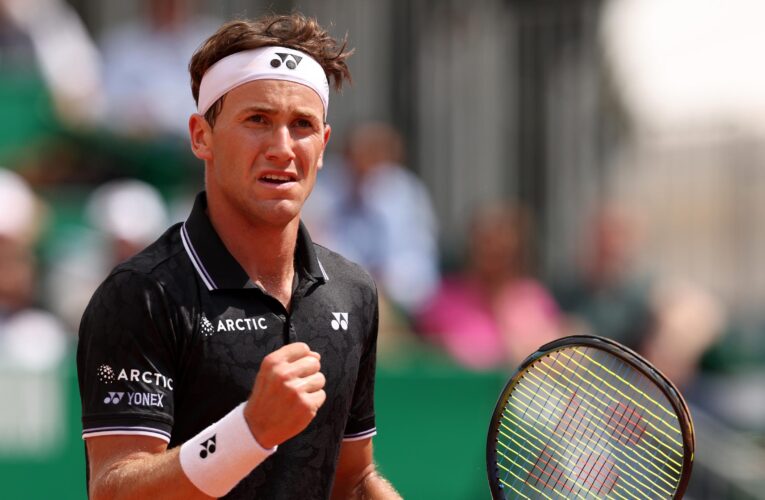 Casper Ruud gets revenge on Botic van de Zandschulp with Alexander Zverev also through at Monte Carlo Masters