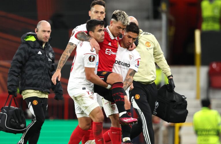 Erik ten Hag: Manchester United ‘had to kill the game’ against Sevilla, Lisandro Martinez injury ‘doesn’t look great’