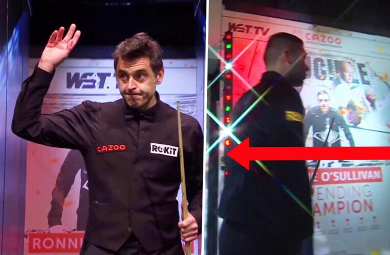 Ronnie O’Sullivan’s opponent Pang Junxu goes wrong way in big entrance for World Snooker Championship clash