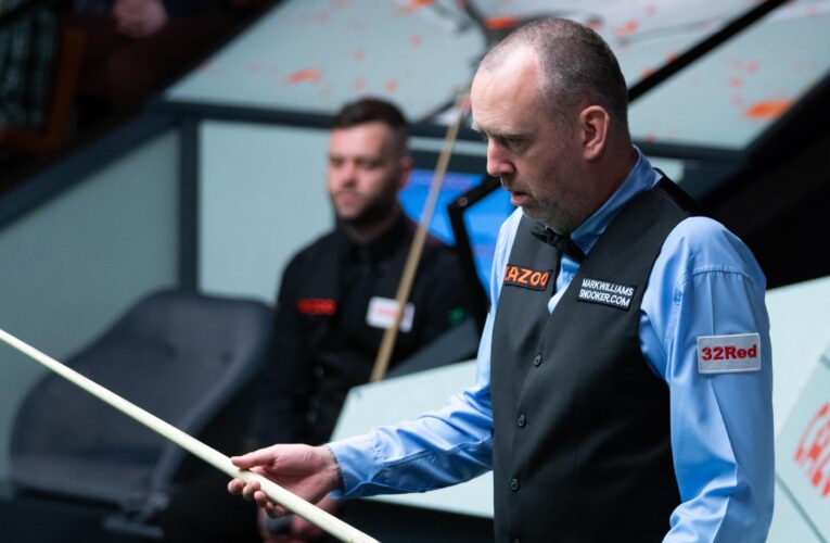 World Snooker Championship 2023: Mark Williams romps to victory over Jimmy Robertson with six consecutive frames