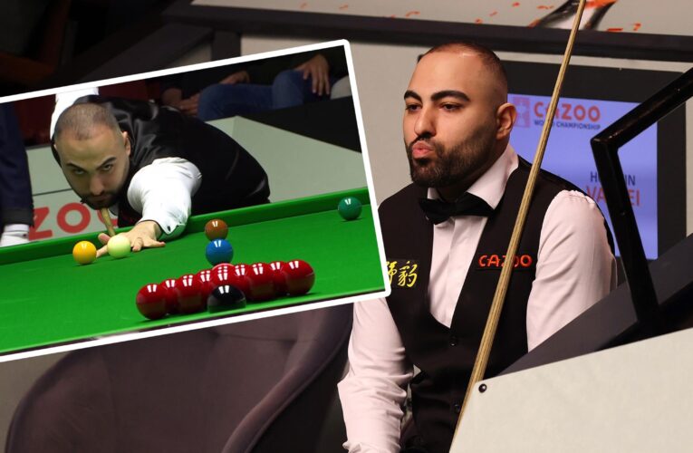‘An act of self-sabotage’ – Hossein Vafaei’s wild break gifts frame to Ronnie O’Sullivan at World Snooker Championship