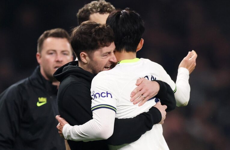 Ryan Mason hails ‘outstanding’ Tottenham players after comeback draw with Manchester United