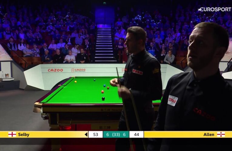 World Snooker Championship: Scoreboard gaffe causes confusion between Mark Allen and Mark Selby