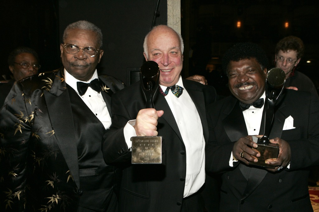 B.B. King, presenter, is spotted with Seymour Stein and Percy Sledge at the 20th Annual Rock and Roll Hall of Fame Induction Ceremony. 