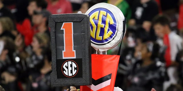 The SEC logo on a yardmarker