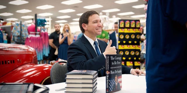 Ron DeSantis at Buc-ee's