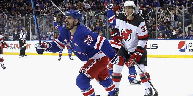 Chris Kreider celebrates goal