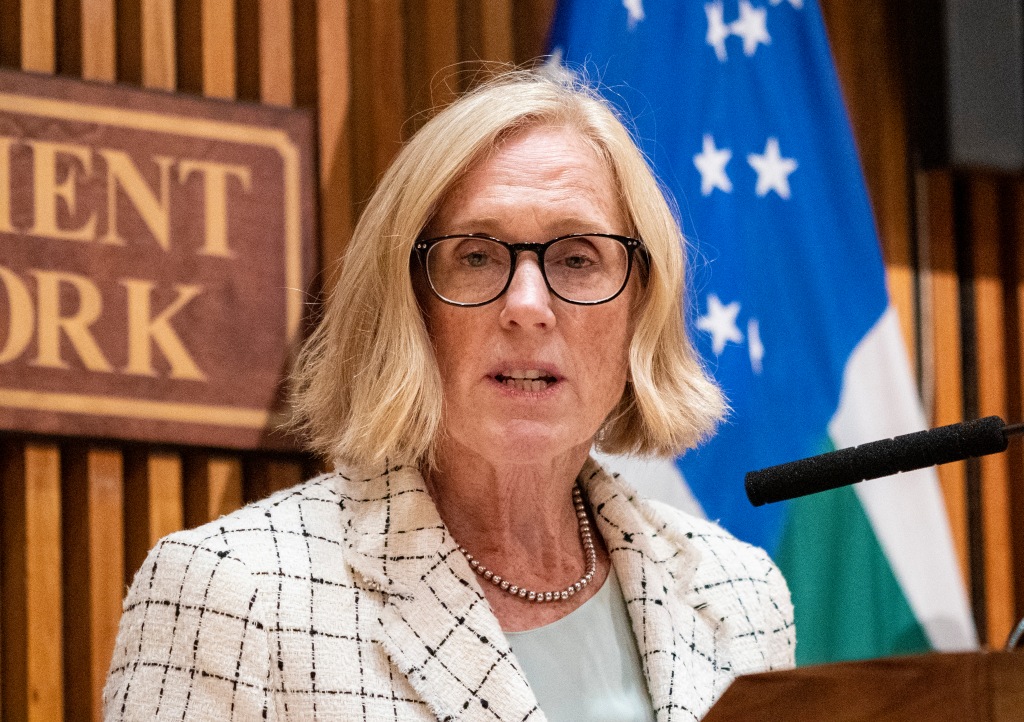 Narcotics prosecutor Bridget Brennan said that, as crack use has returned to New York City, violence has also increased.