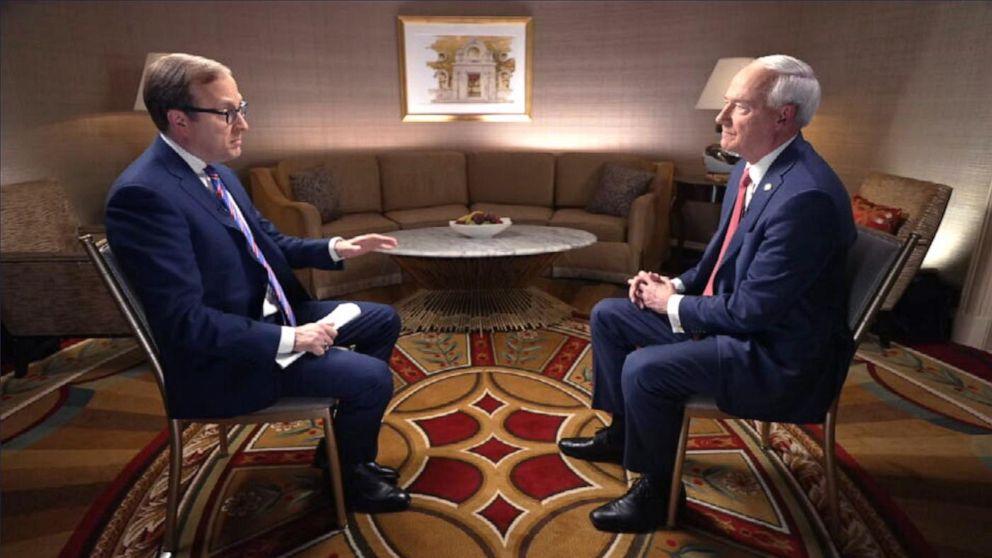 Ex-Arkansas Gov. Asa Hutchinson tells ABC's Jonathan Karl that he is running for president in 2024. He says American must move on from Donald Trump. 