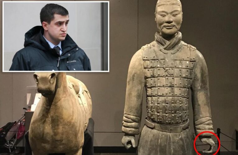 Man pleads guilty to drunkenly stealing thumb off $4.5 million ancient Chinese statue