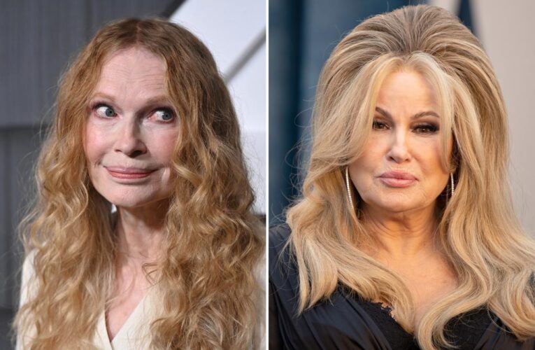 Jennifer Coolidge wants to fight Mia Farrow — and Farrow is in