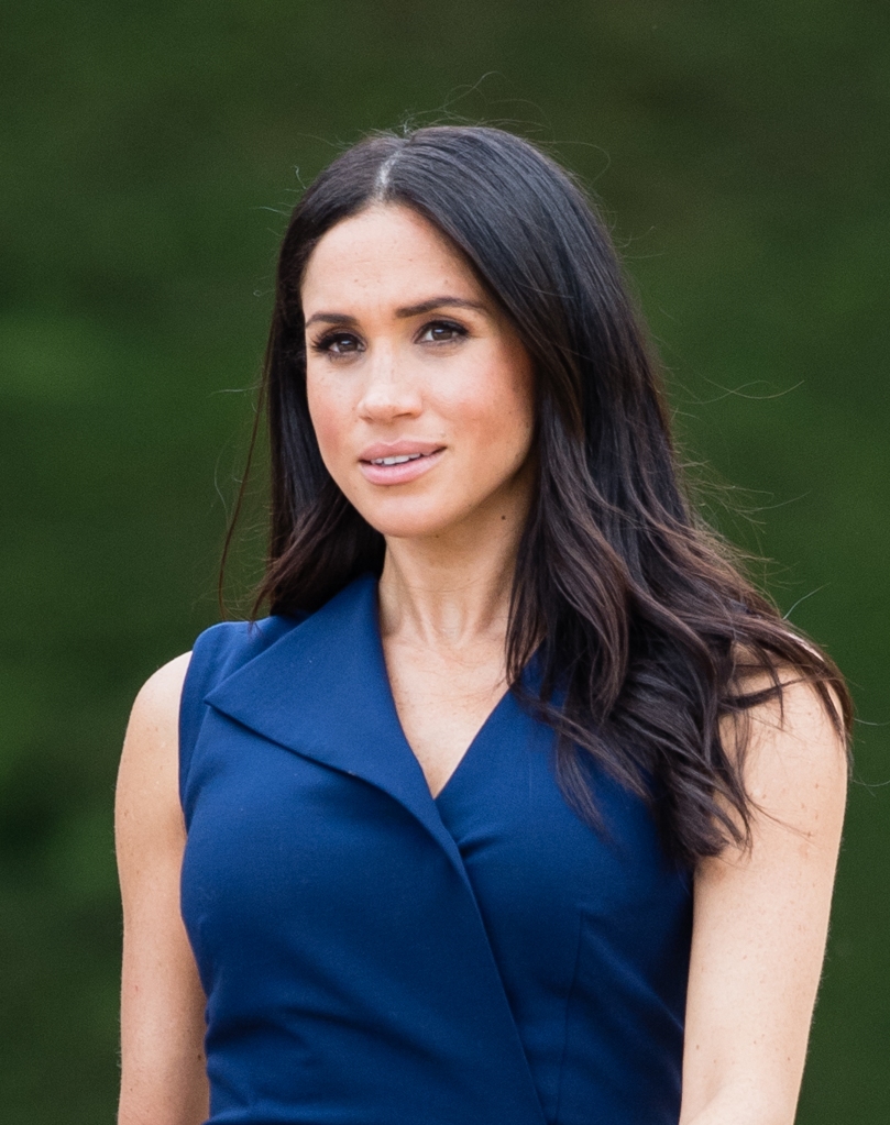 Meghan Markle in blue dress